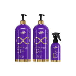 A Loja Brasil Cosméticos apresenta o novo Infinity Blond. Um produto inovador que não descolore os cabelos brancos, ruivos, loiros ou platinados, desenvolvido para todos os tipos de cabelos, é 100% livre de formol que proporciona cabelos alinhados, maleáveis, brilhantes e sedosos. Enriquecido com tecnologia exclusiva + Ativos que tratam os cabelos em profundidade – sistema inteligente que promove a reestruturação da fibra capilar – Infinity Blond elimina o volume dos cabelos enquanto trata e reconstrói os cabelos danificados pela ação do tempo. Este kit contém: 01 Shampoo 1L, 01 Máscara 1L, 01 Protetor Loiro 200ml