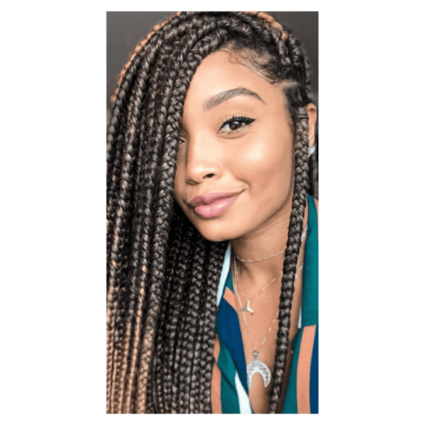 Fibra sintética de 522G para método Box Braids! Possibilidade de diversos tipos de penteados como: Box braids, tranças soltas, enraizadas, twists e outros métodos. Anéis incluídos!